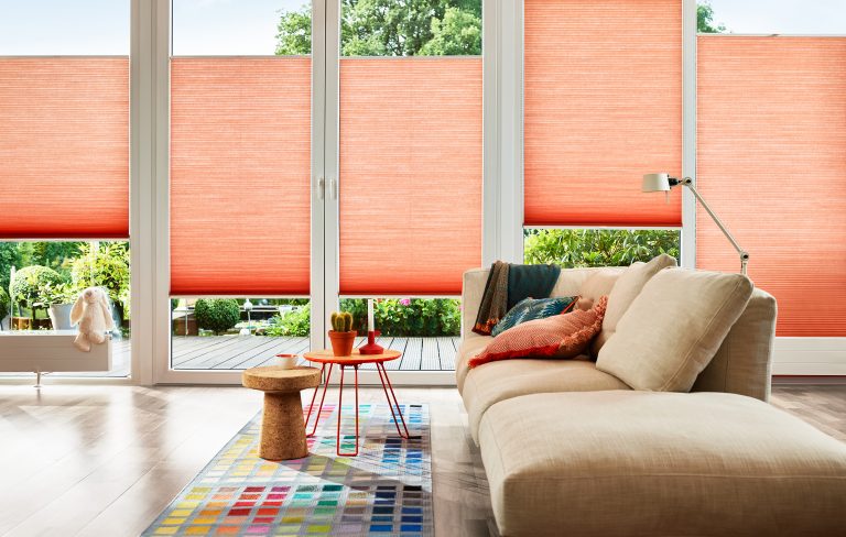 DUETTE® Fixé 25 Elan, blickdicht 7765, Carrot, Modell 24 (verspannte Anlage mit zwei beweglichen Bedienschienen)